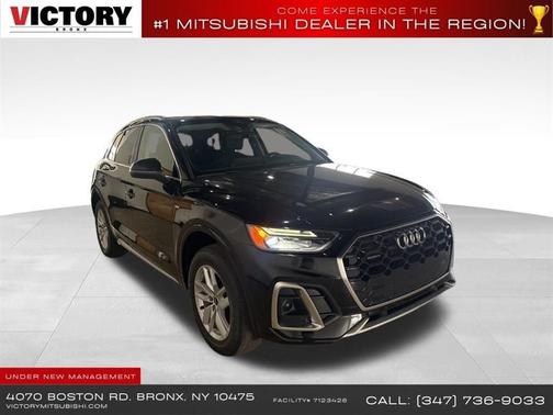 Mythos Black Metallic 2023 Audi Q5 45 S line Premium