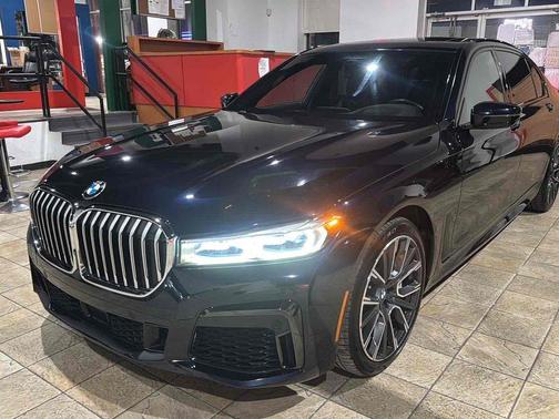 Carbon Black Metallic 2020 BMW 750 i xDrive
