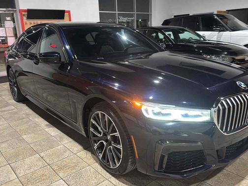 Carbon Black Metallic 2020 BMW 750 i xDrive