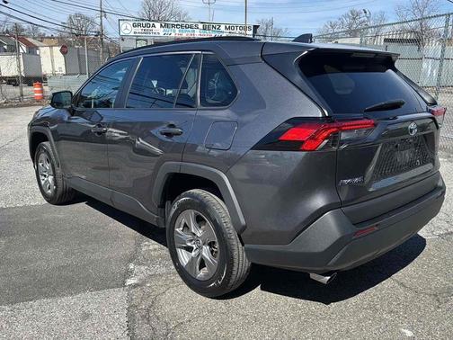 Magnetic Gray Metallic 2024 Toyota RAV4 XLE FWD (Natl)