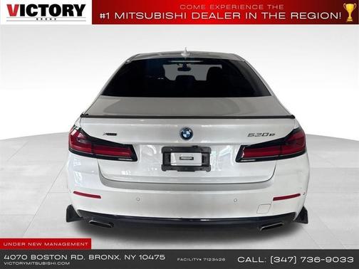 Alpine White 2022 BMW 530e Base