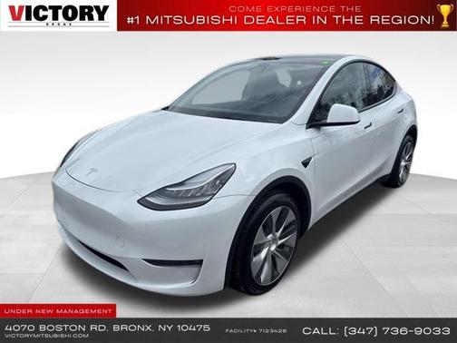 2022 Tesla Model Y Long Range Dual Motor All-Wheel Drive