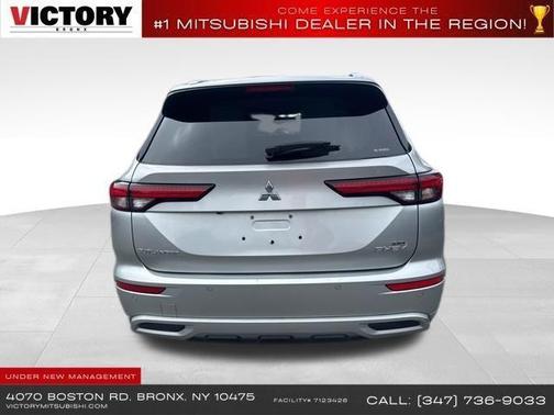 Black Diamond 2024 Mitsubishi Outlander PHEV SEL