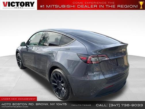 2022 Tesla Model Y Long Range Dual Motor All-Wheel Drive
