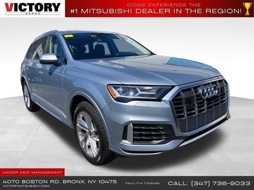 Mythos Black Metallic 2023 Audi Q7 55 Premium Plus