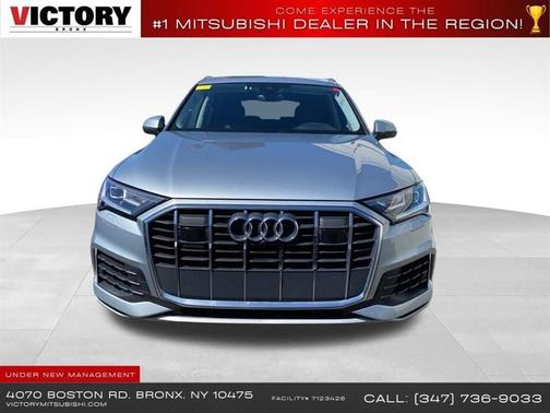 Mythos Black Metallic 2023 Audi Q7 55 Premium Plus