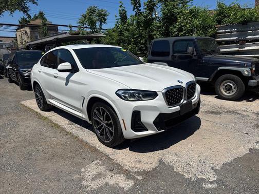 Alpine White 2022 BMW X4 xDrive30i