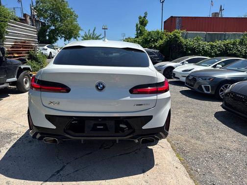 Alpine White 2022 BMW X4 xDrive30i