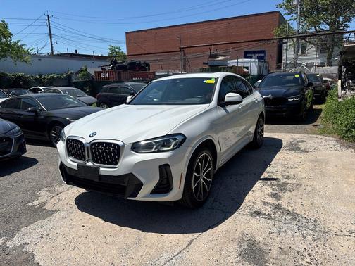 Alpine White 2022 BMW X4 xDrive30i