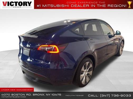 2022 Tesla Model Y Long Range Dual Motor All-Wheel Drive