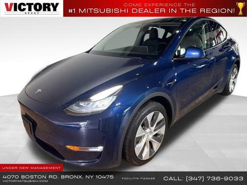 2022 Tesla Model Y Long Range Dual Motor All-Wheel Drive