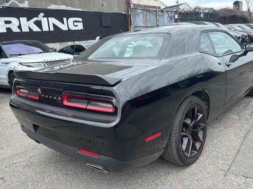 Pitch Black Clearcoat 2023 Dodge Challenger GT