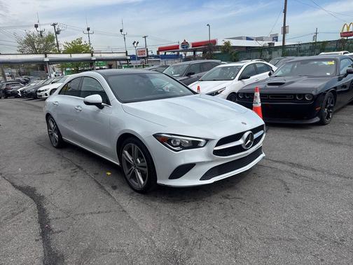Digital White Metallic 2022 Mercedes-Benz CLA 250 Base