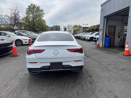 Digital White Metallic 2022 Mercedes-Benz CLA 250 Base