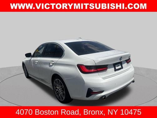 Alpine White 2021 BMW 330 330i