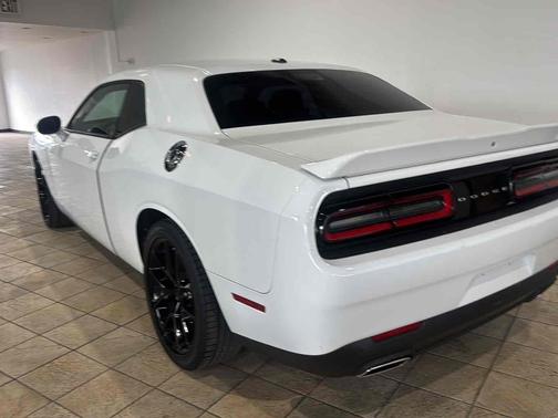 White Knuckle Clearcoat 2022 Dodge Challenger GT RWD
