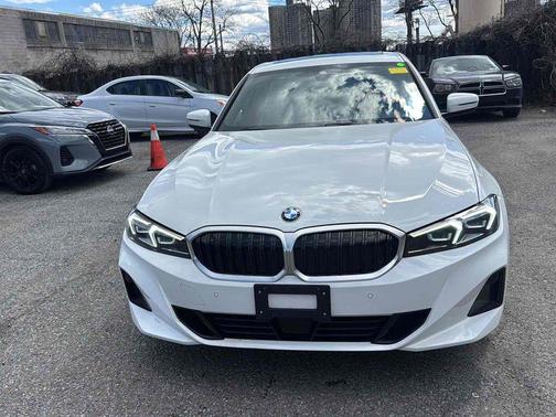 Black Sapphire Metallic 2025 BMW 330 xDrive
