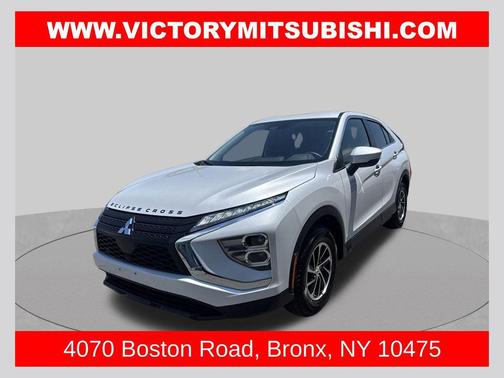 White 2025 Mitsubishi Eclipse Cross ES