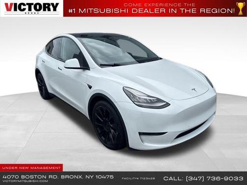2022 Tesla Model Y Long Range Dual Motor All-Wheel Drive