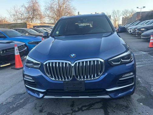 Phytonic Blue Metallic 2020 BMW X5 xDrive40i