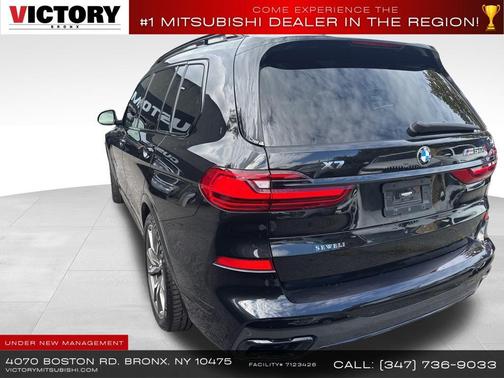 2022 BMW X7 M50i