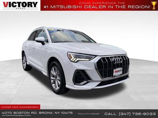 2023 Audi Q3 S line Premium