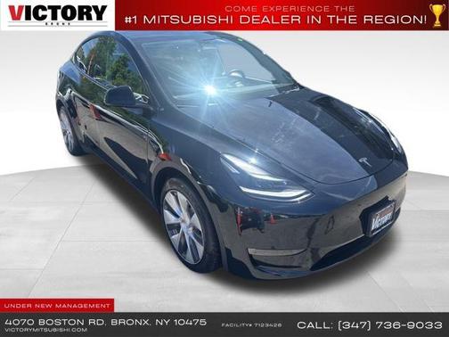 2022 Tesla Model Y Long Range Dual Motor All-Wheel Drive