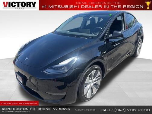 2022 Tesla Model Y Long Range Dual Motor All-Wheel Drive