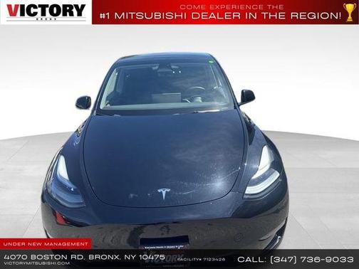 2022 Tesla Model Y Long Range Dual Motor All-Wheel Drive