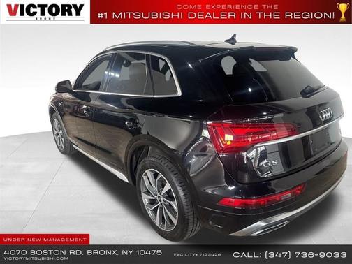 Mythos Black Metallic 2022 Audi Q5 45 S line Premium
