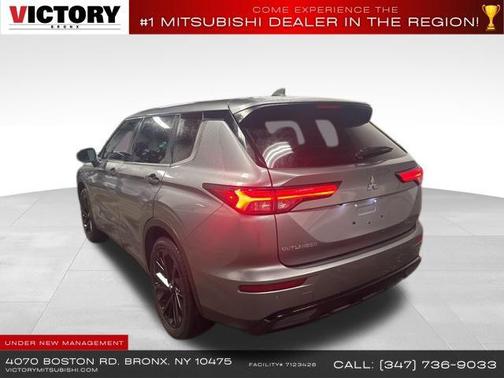 2022 Mitsubishi Outlander SE
