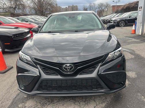 Midnight Black Metallic 2023 Toyota Camry SE