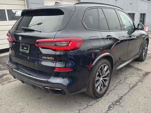Carbon Black Metallic 2020 BMW X5 M50i