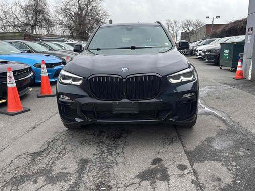 Carbon Black Metallic 2020 BMW X5 M50i