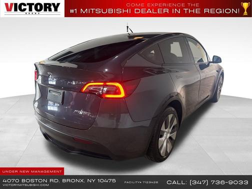 2022 Tesla Model Y Long Range Dual Motor All-Wheel Drive