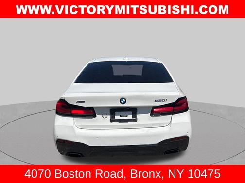 Alpine White 2021 BMW 530 xDrive