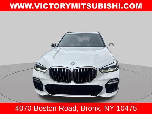 Mineral White Metallic 2020 BMW X5 M50i
