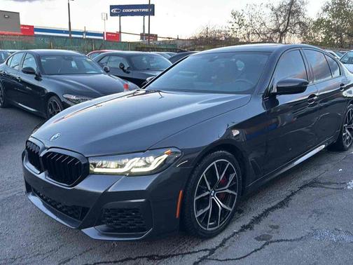 Dark Graphite Metallic 2022 BMW 540 i