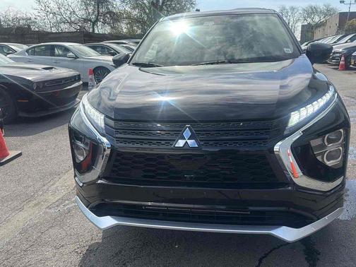 Labrador Black Pearl 2023 Mitsubishi Eclipse Cross SEL