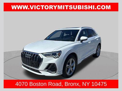 Ibis White 2023 Audi Q3 Premium 45 TFSI S line quattro Tiptronic