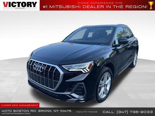 2023 Audi Q3 S line Premium