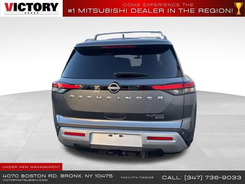 2023 Nissan Pathfinder Platinum 4WD