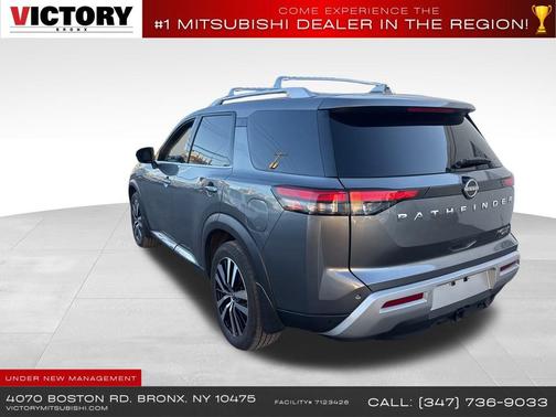 2023 Nissan Pathfinder Platinum 4WD