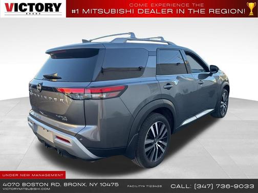 2023 Nissan Pathfinder Platinum 4WD