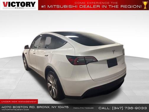2022 Tesla Model Y Long Range Dual Motor All-Wheel Drive