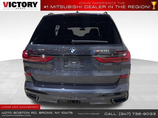 2022 BMW X7 M50i