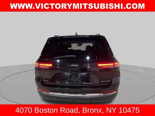 Diamond Black Crystal Pearlcoat 2023 Jeep Grand Cherokee Limited