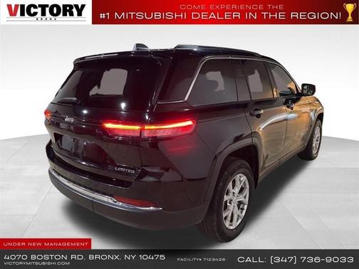Diamond Black Crystal Pearlcoat 2023 Jeep Grand Cherokee Limited