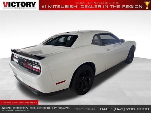 White Knuckle Clearcoat 2023 Dodge Challenger SXT