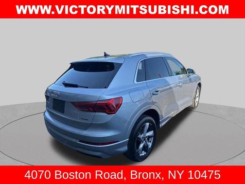 Florett Silver Metallic 2021 Audi Q3 40 Premium